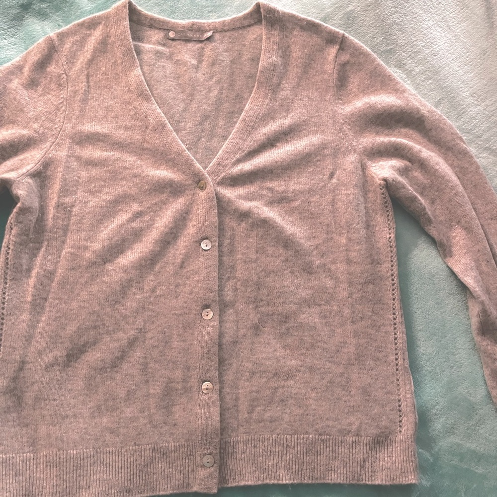 In cashmere ladies soft cardigan sz XL